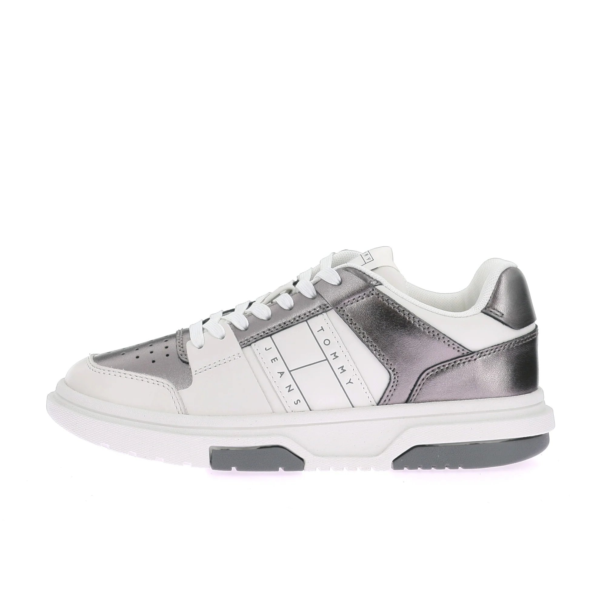 THE BROOKLYN METALLIC