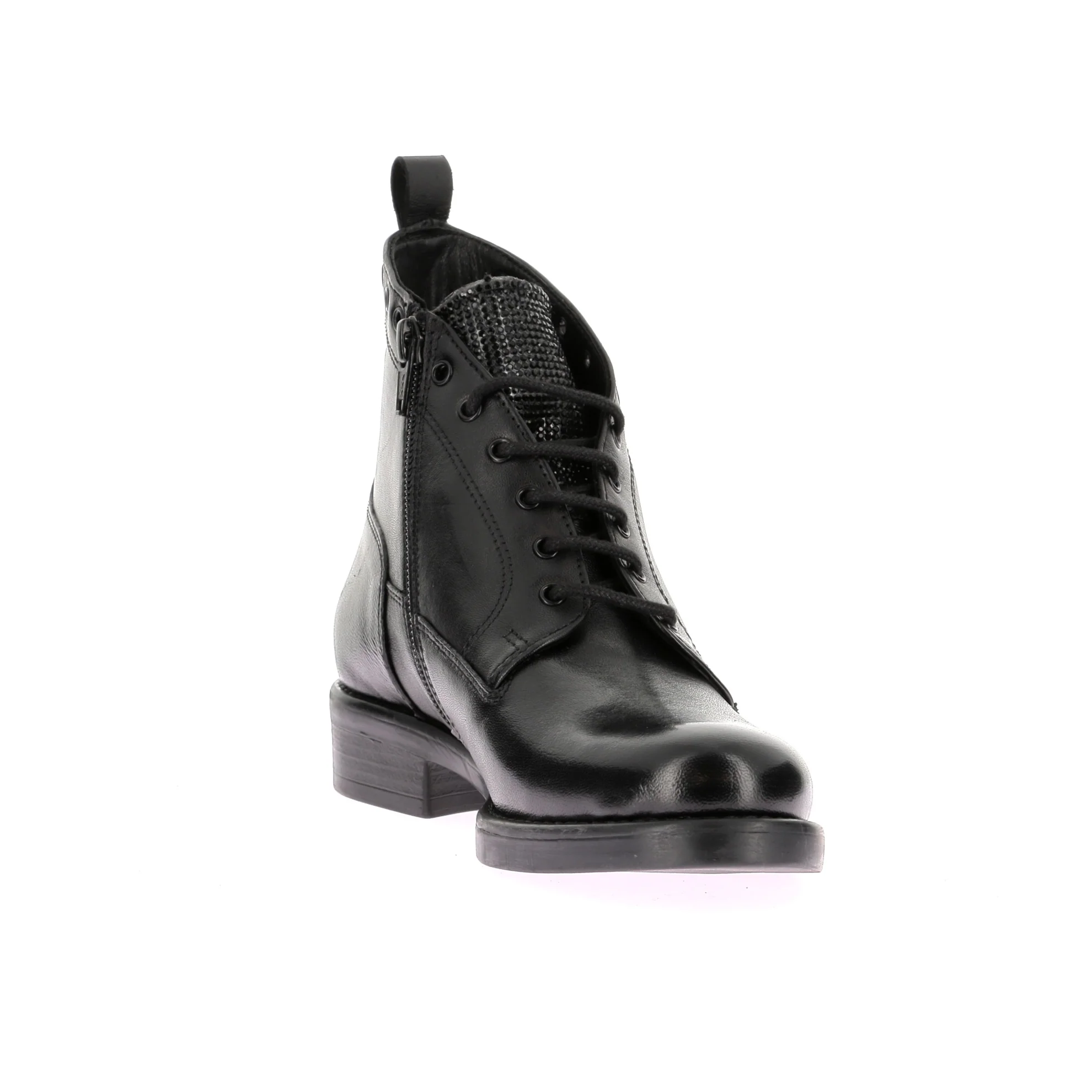 2002 BOOTS LACES - Image 3