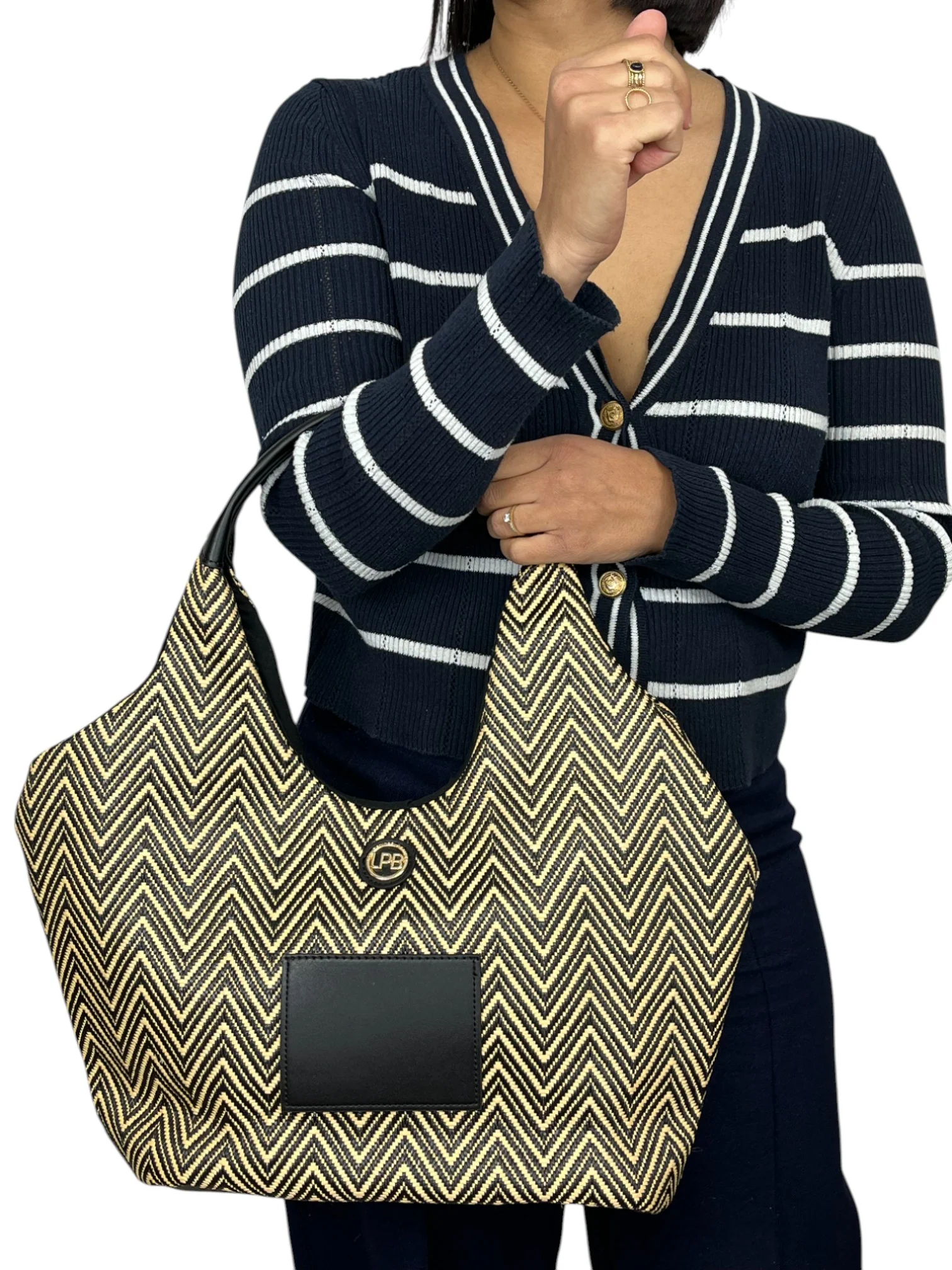 LEANNE - Image 2